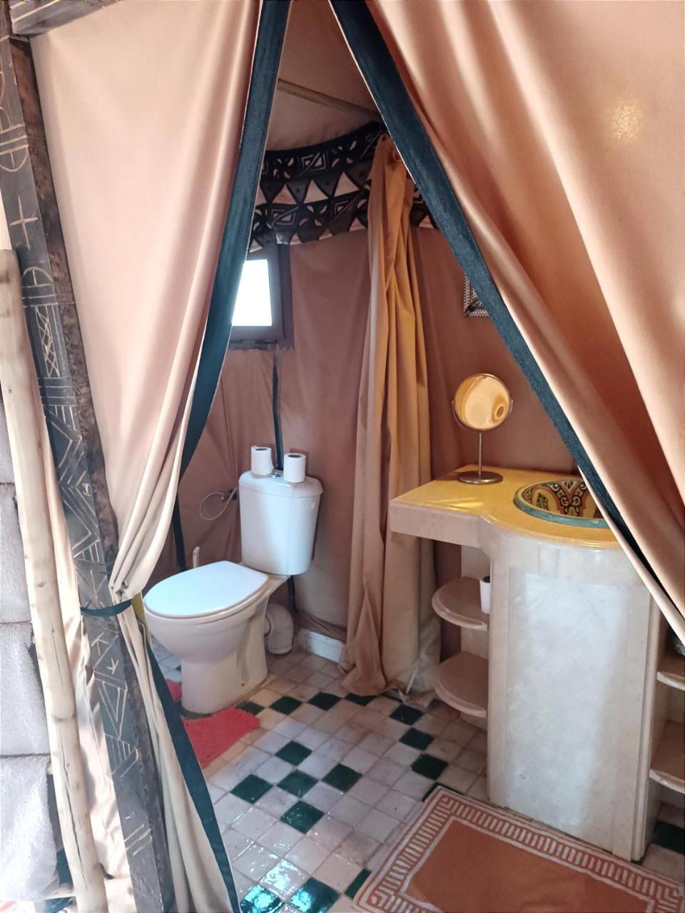 Merzouga Traditional Luxury Camp Екстериор снимка