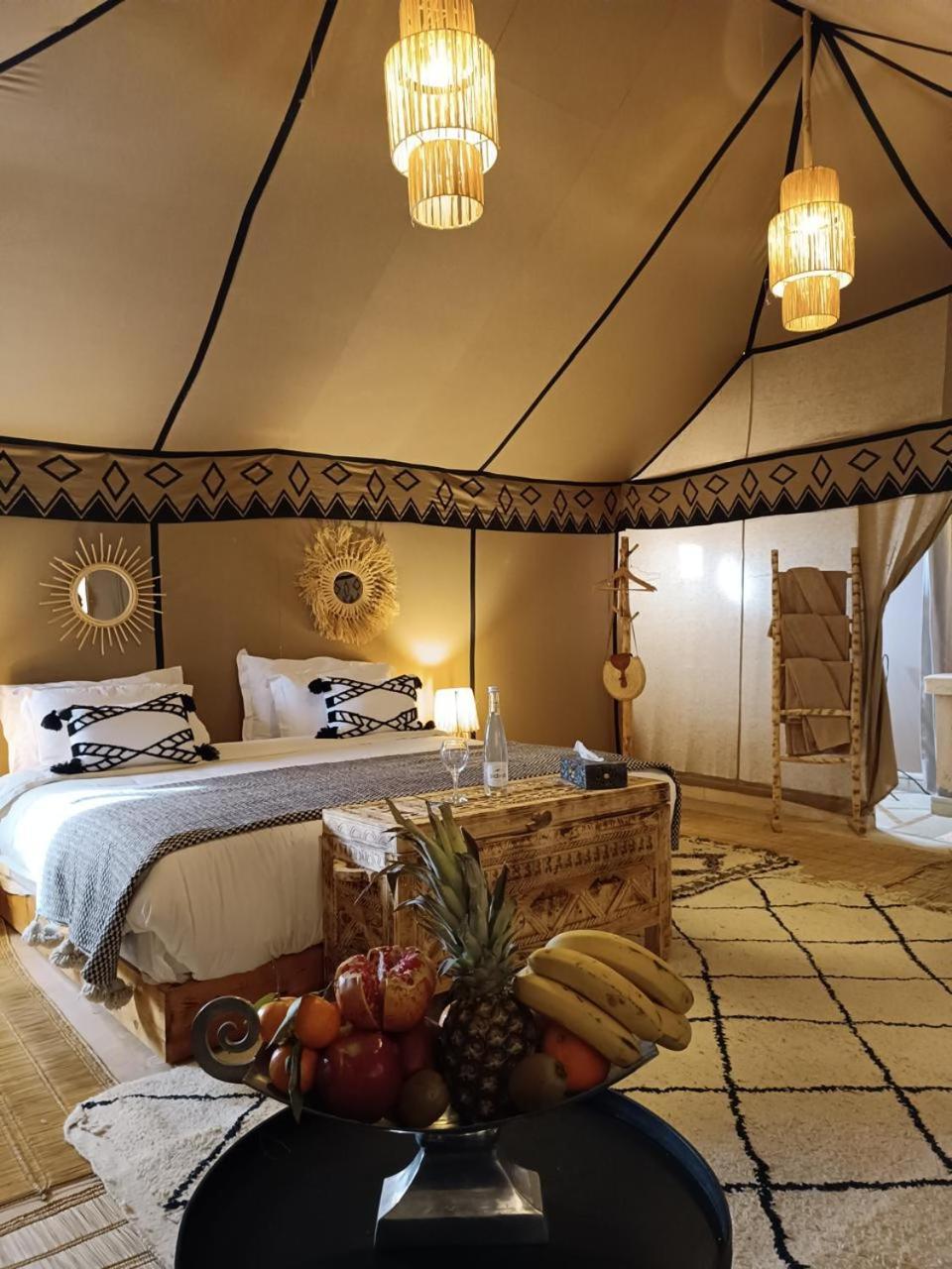 Merzouga Traditional Luxury Camp Екстериор снимка