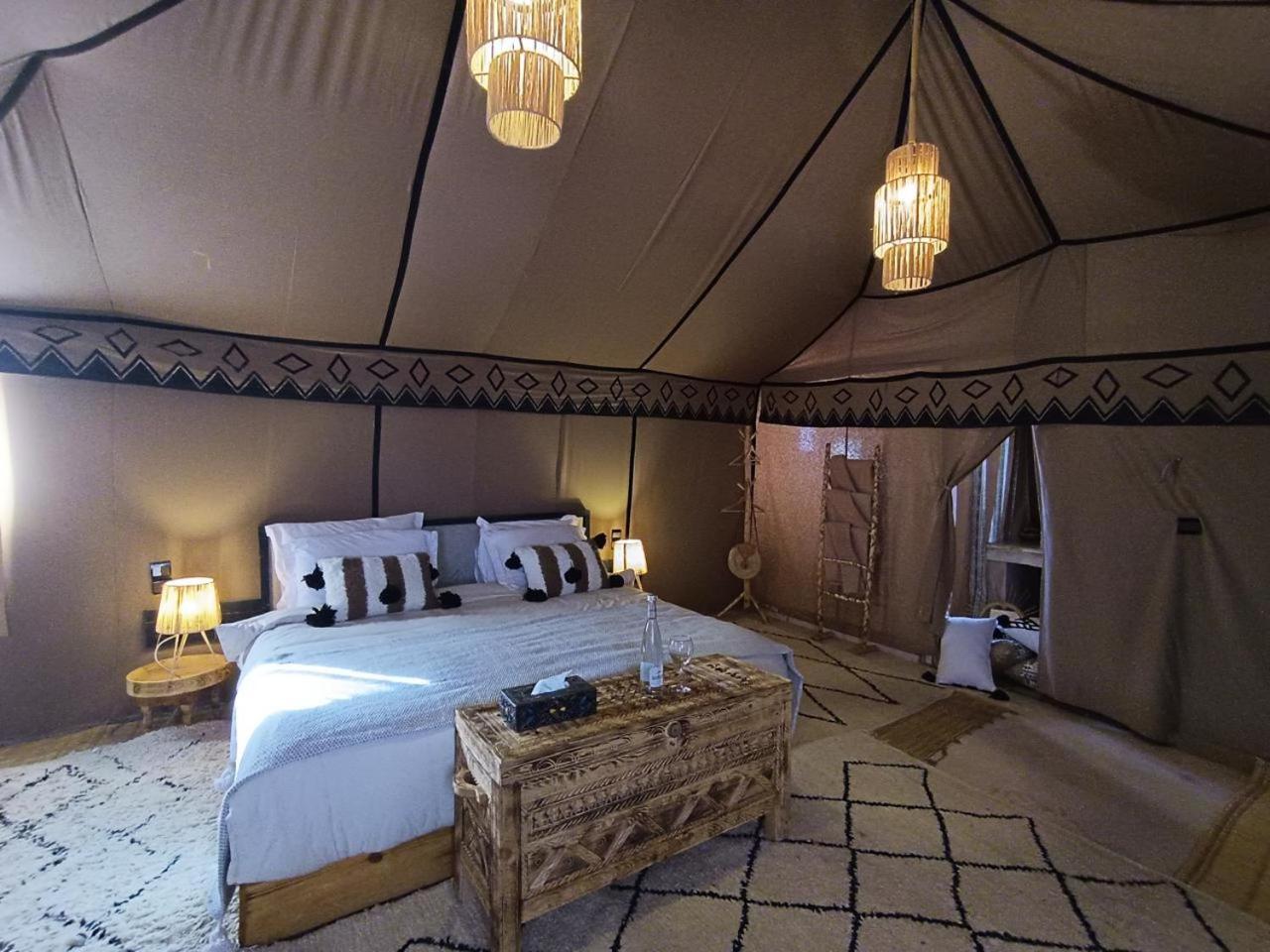 Merzouga Traditional Luxury Camp Екстериор снимка